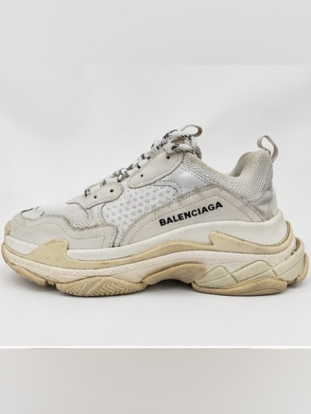 Balenciaga Triple S Chunky Sneaker in Off-White and Beige EU 39 Women’s